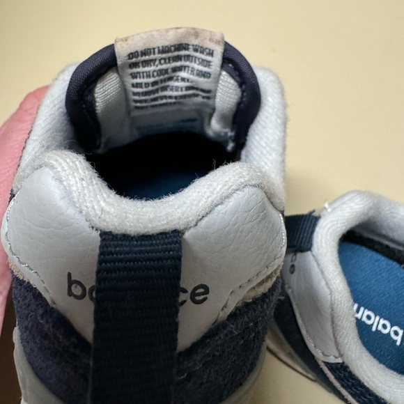 New balance 574 toddler shoes - Picture 7 of 7